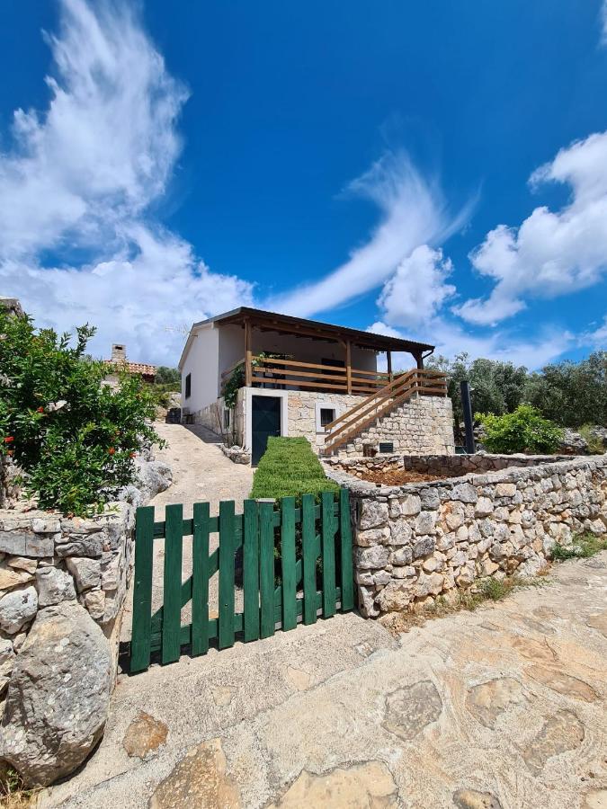 Kuca Za Odmor Buba, Otok Zut Villa Pristanisce Bagian luar foto