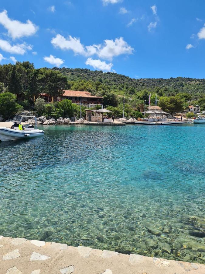 Kuca Za Odmor Buba, Otok Zut Villa Pristanisce Bagian luar foto